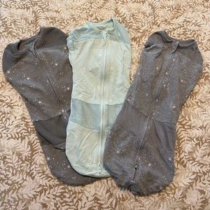 Sleepea® 5-Second Baby Swaddle size small in EUC from Happiest Baby